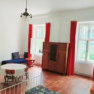 Appartamento Suja Nuja, Lubiana